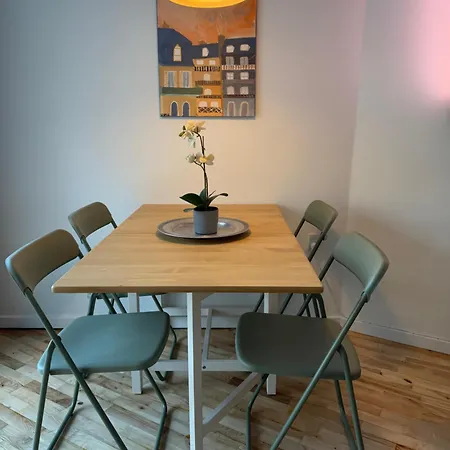 Balcony - Lyngby Great Copenhagen شقة كونغينس لينغبي